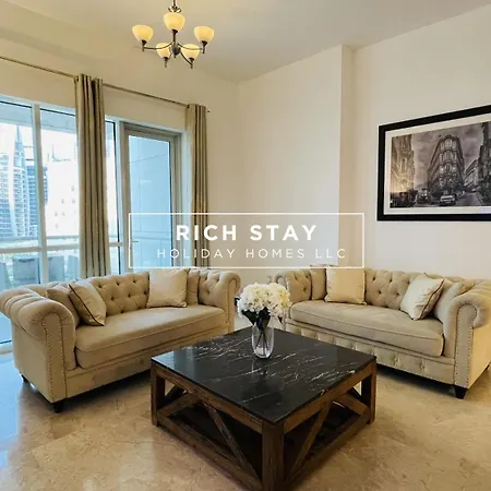 Canal View 2Br & Maid Room In Kg Tower, Dubai Marina Exterior photo